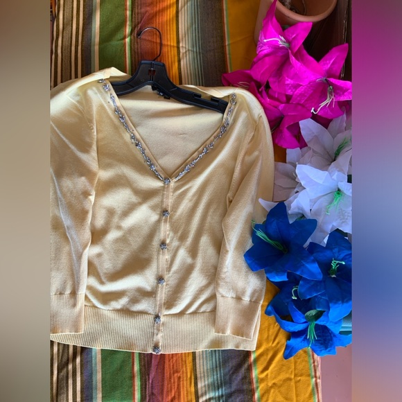 Long hands t-shirts - Picture 6 of 11